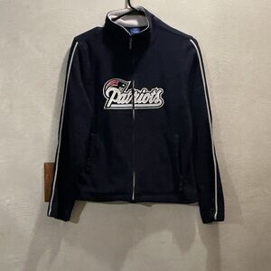 NFL Reebok New England Patriots Navy with White Trim Fleece Jacket. Size Medium